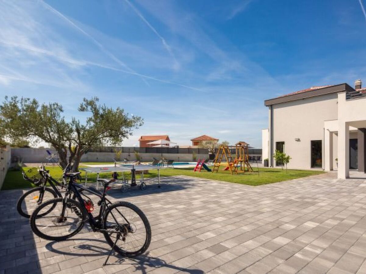 Villa Lacus avec piscine privée et vue sur le lac - Photo 42