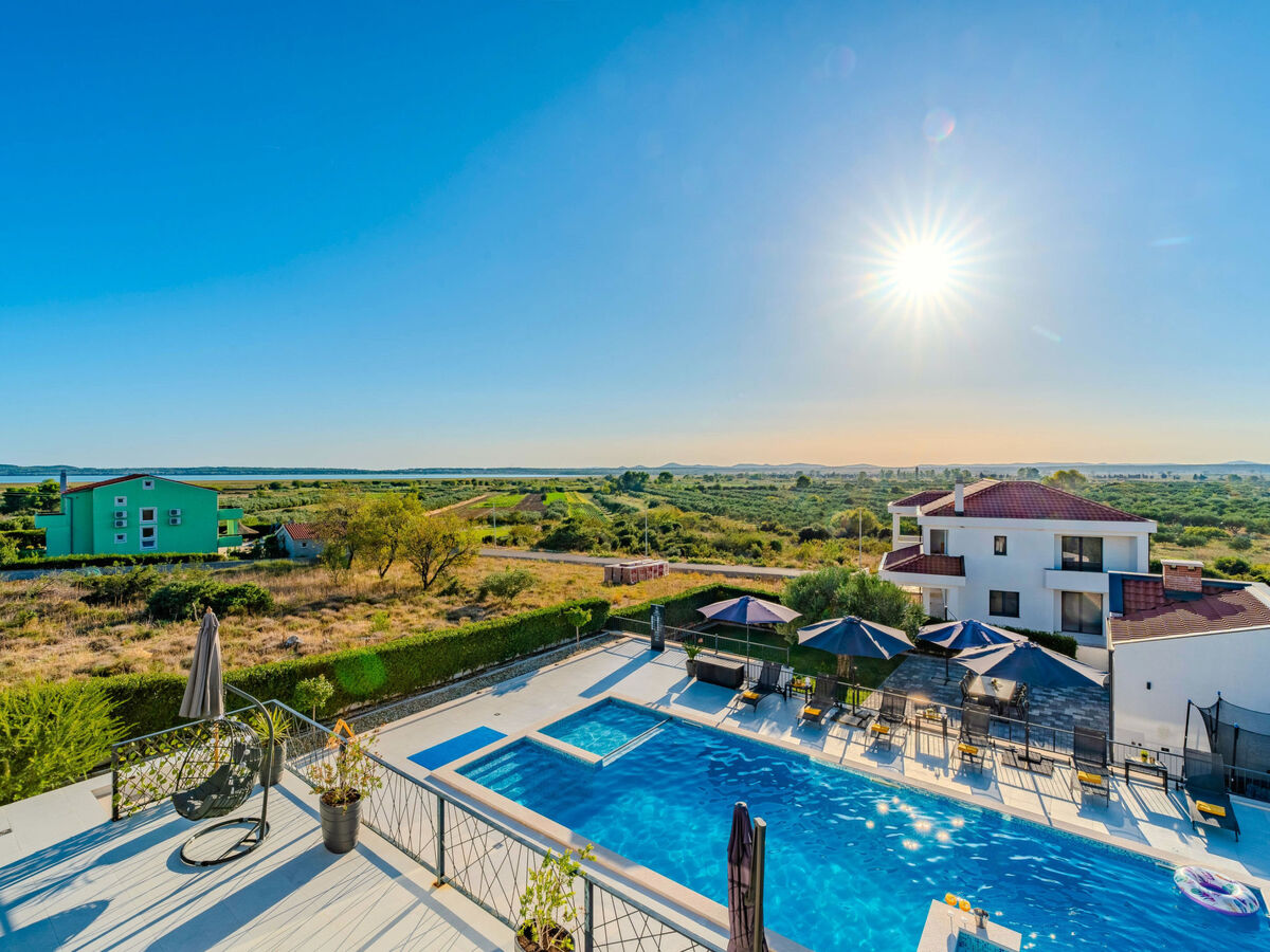 Villa Lara à Vrana : piscine privée, 4 chambres - Photo 3