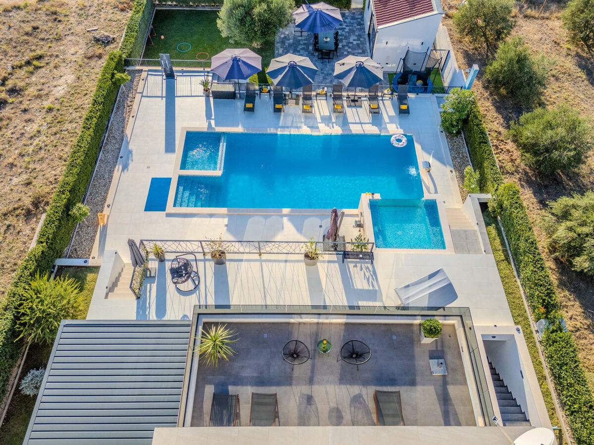 Villa Lara à Vrana : piscine privée, 4 chambres - Photo 9