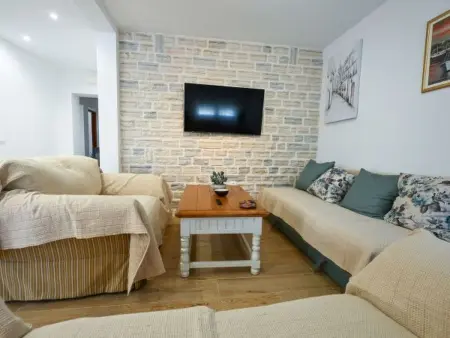 Maison Marija avec piscine privée à Bukovic : photo 24