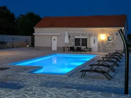 Maison Marija avec piscine privée à Bukovic : photo 26
