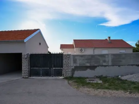 Maison Marija avec piscine privée à Bukovic : photo 31