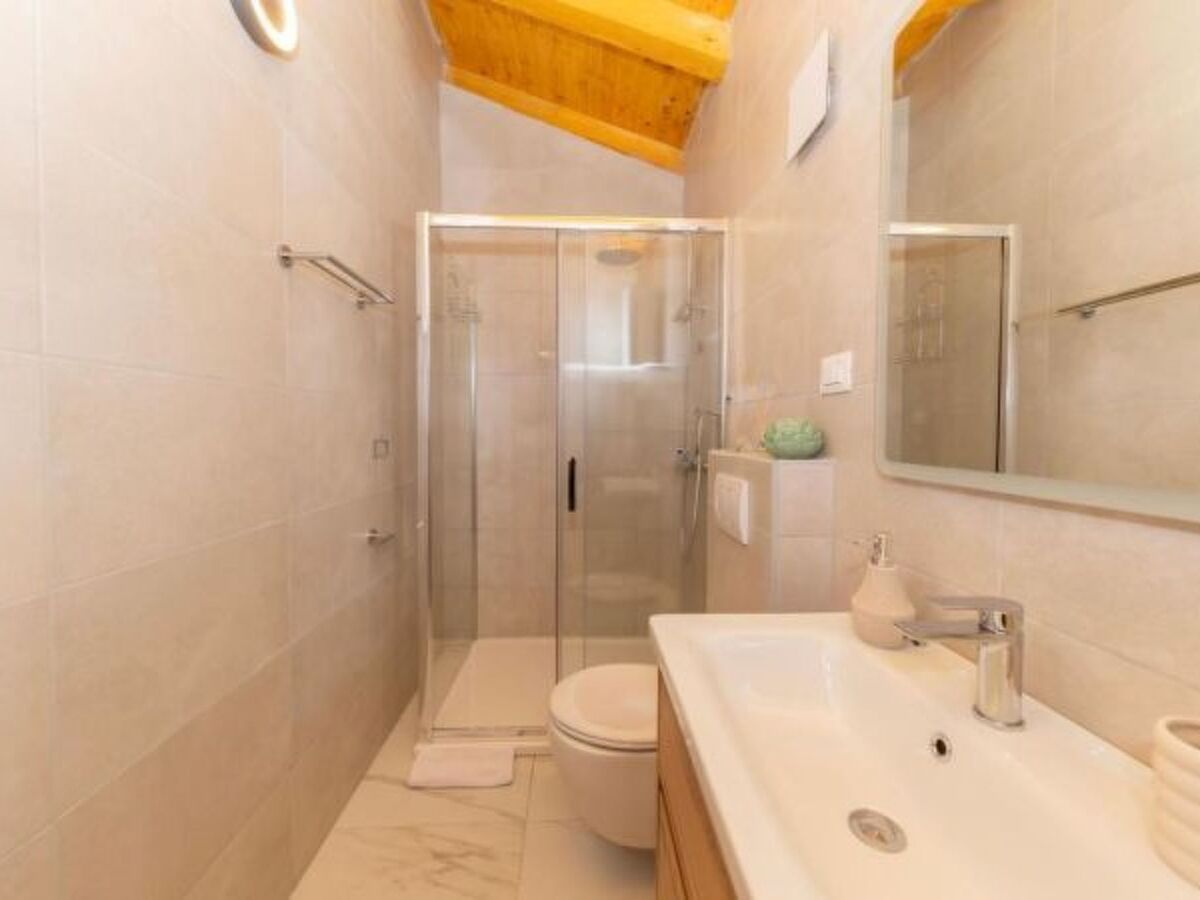 Villa Stone Marita, 4 chambres avec piscine à Budak - Photo 10