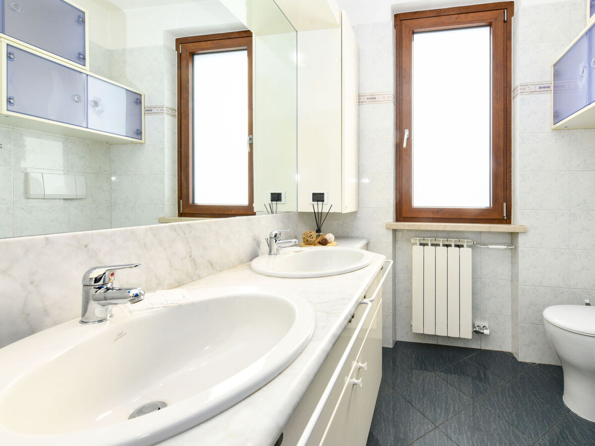 Casa del Faro – Appartement 71m² avec terrasse vue lac - Photo 21