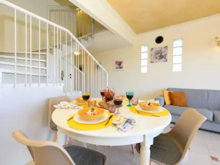 Location appartement à Sirmione, DesenzanoLoft Eden mit Seeblick und privatem Strand