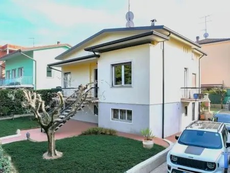 Location maison à Desenzano, Desenzanoloft Villa Palm Garda Beach
