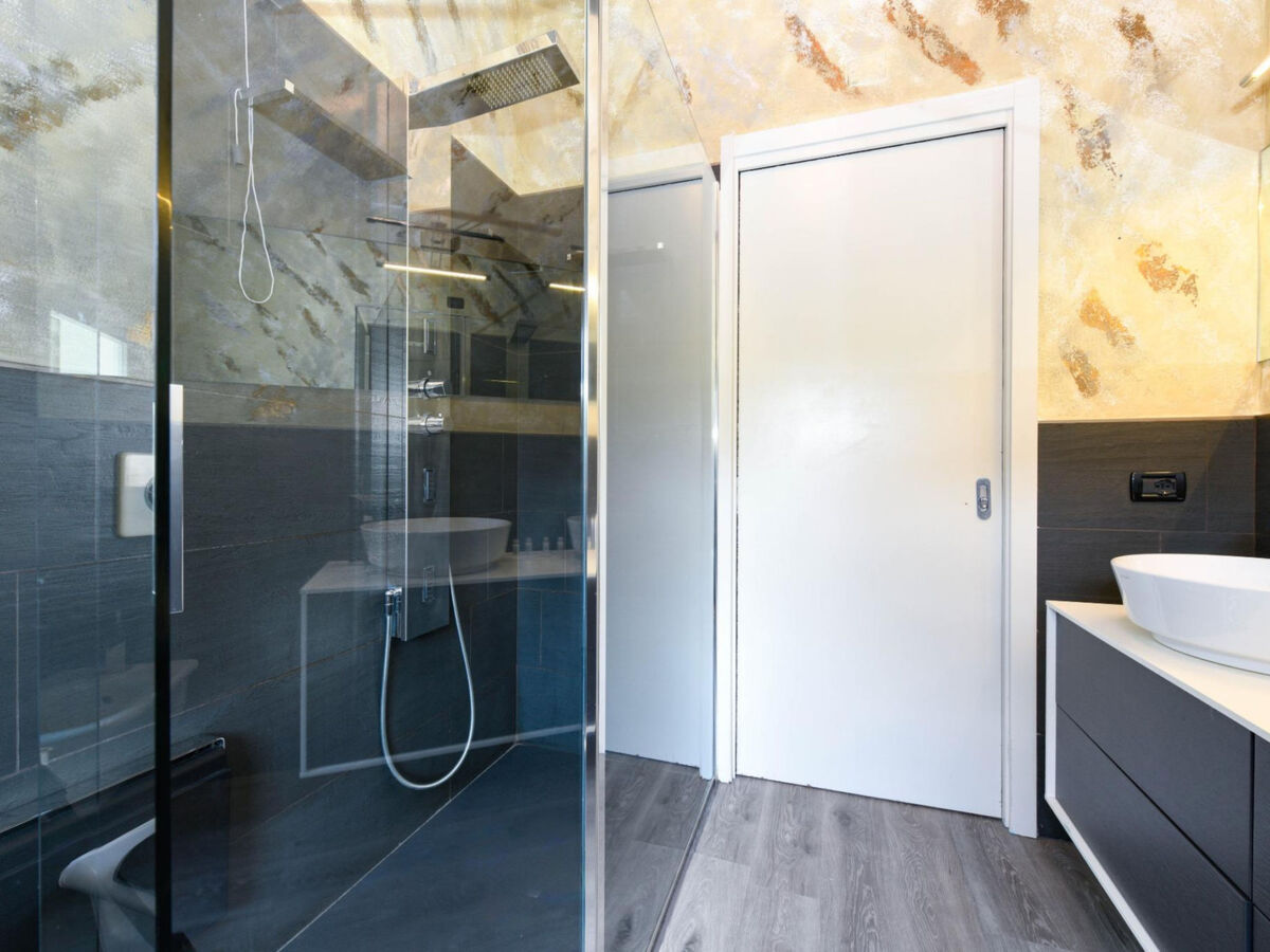 Villa Sound of the Lake – 3 chambres, vue Garda - Photo 24