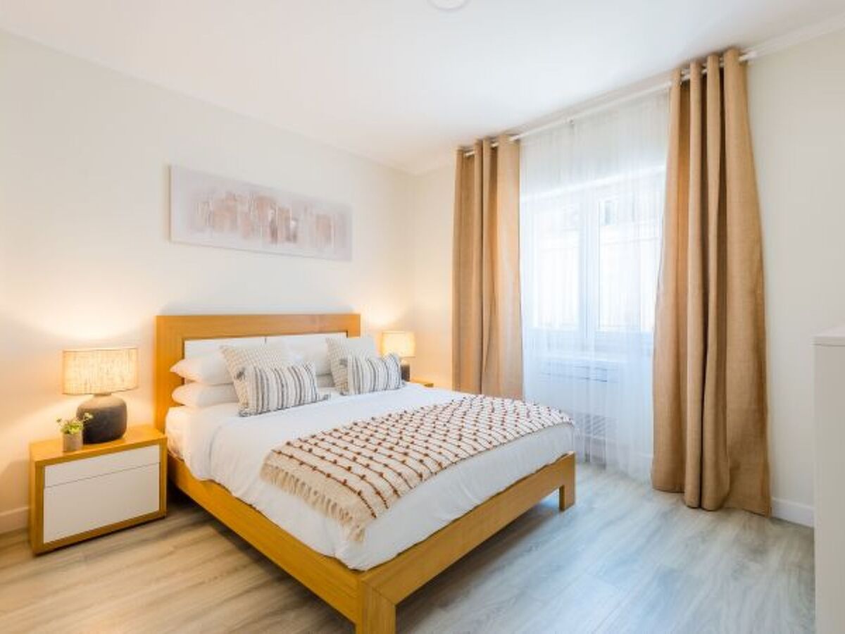 Appartement 3 chambres rénové au cœur de Lisbonne - Photo 3