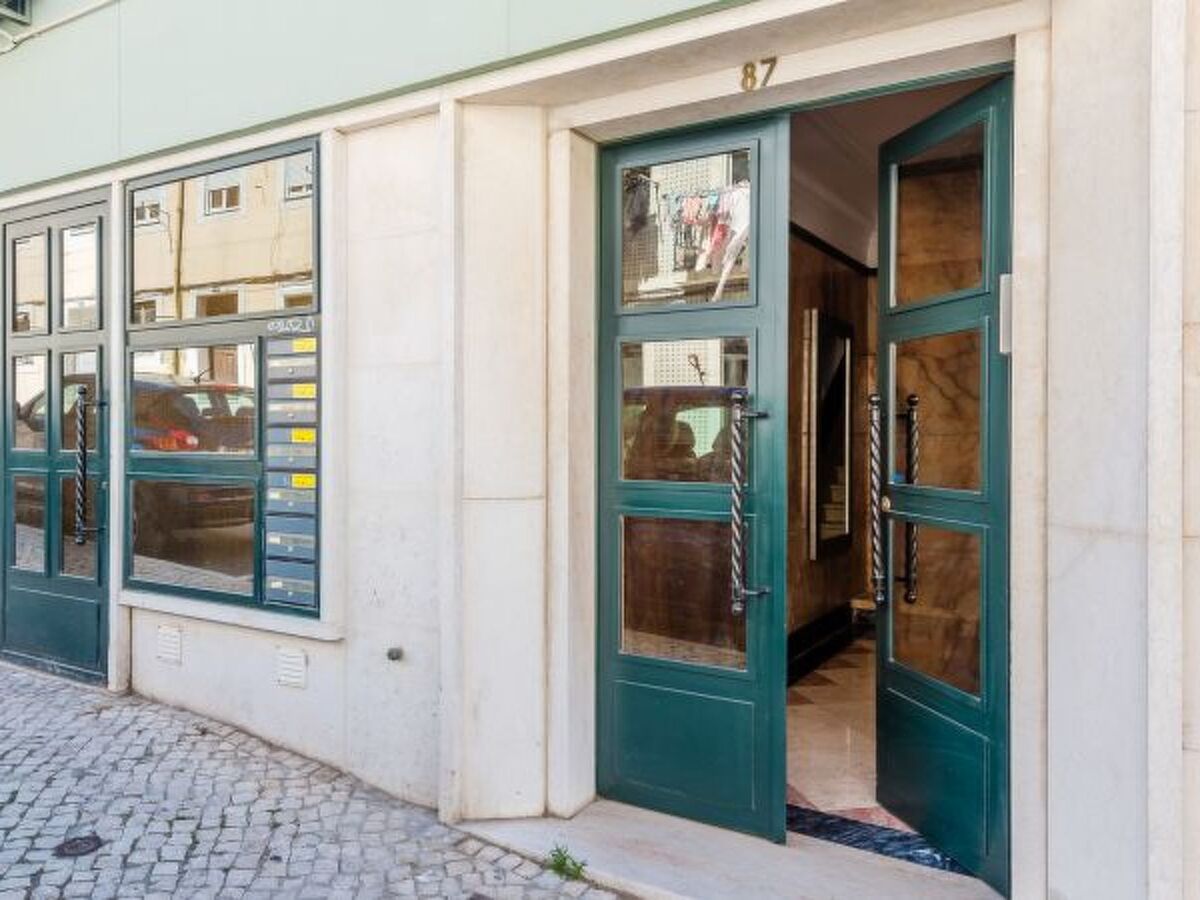 Appartement 3 chambres rénové au cœur de Lisbonne - Photo 23