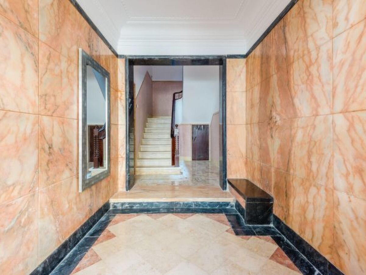 Appartement 3 chambres avec jardin au cœur de Lisbonne - Photo 32
