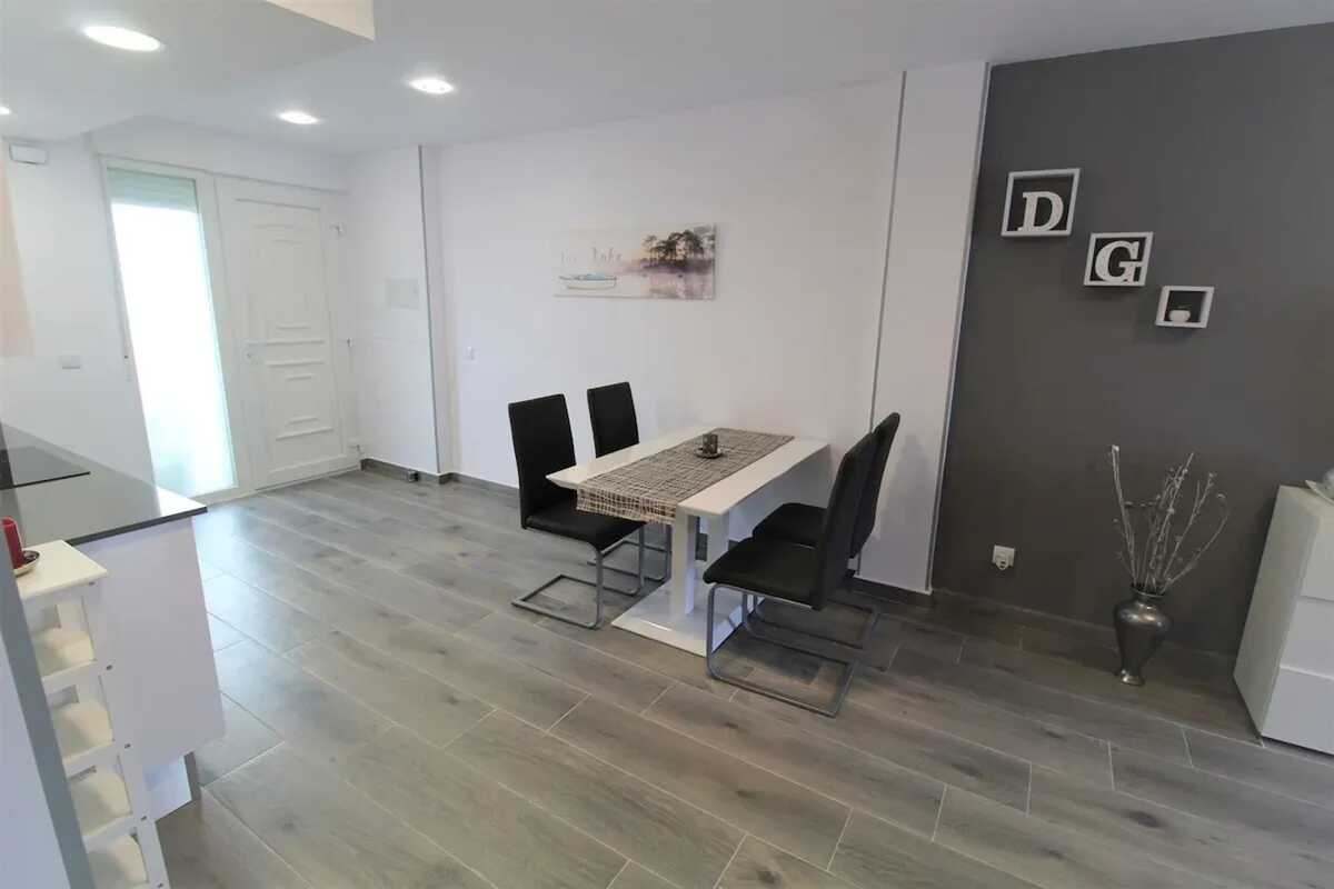 Appartement cosy à Vinaròs avec piscine partagée et bassin enfants - Photo 6