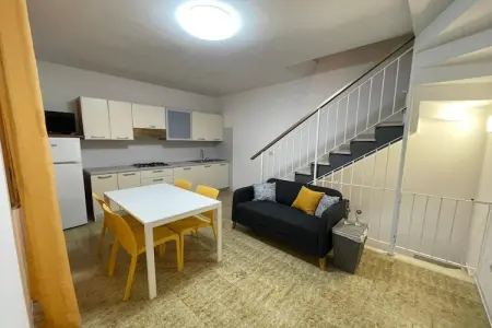 Lucrezia - 4, Maison de vacances relaxante avec parking - Photo 1