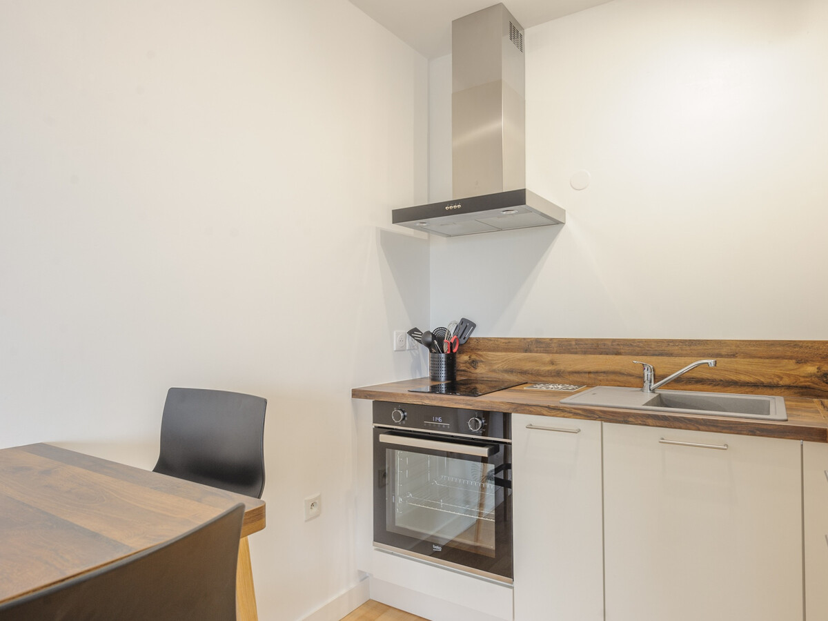 Appartement 41m² rénové, terrasse 20m², parking privé - Photo 6