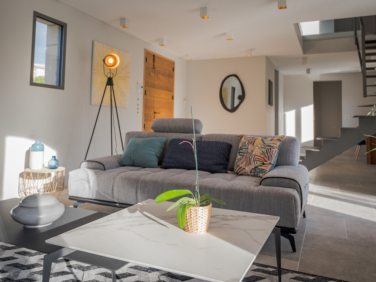 Maison contemporaine 222m² avec piscine à Maussane - Photo 9