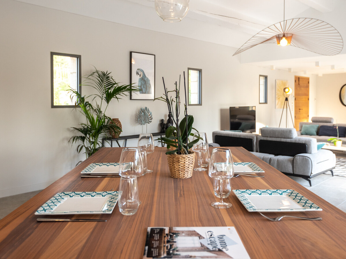 Maison contemporaine 222m² avec piscine à Maussane - Photo 10
