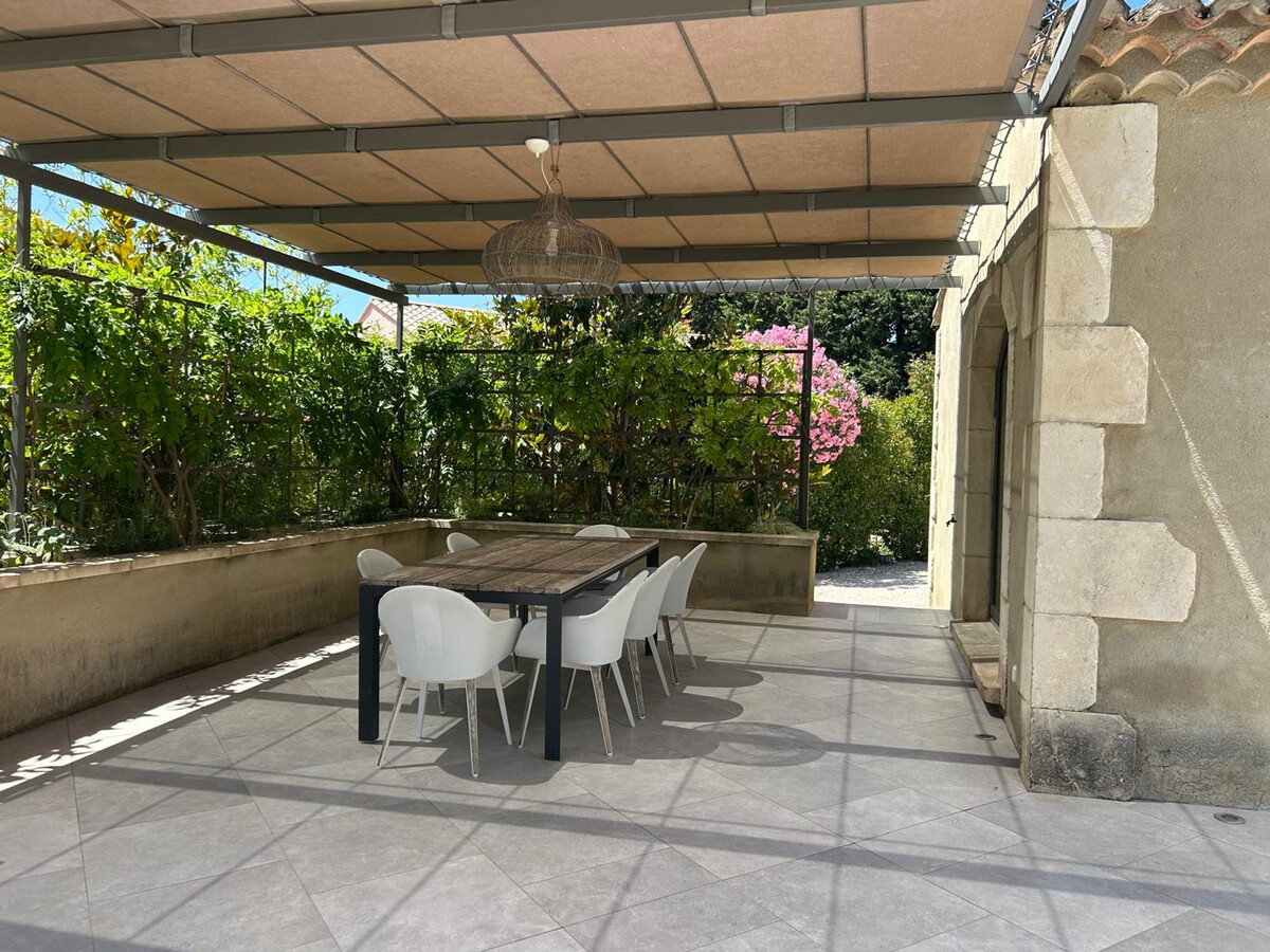 Maison contemporaine 222m² avec piscine à Maussane - Photo 22