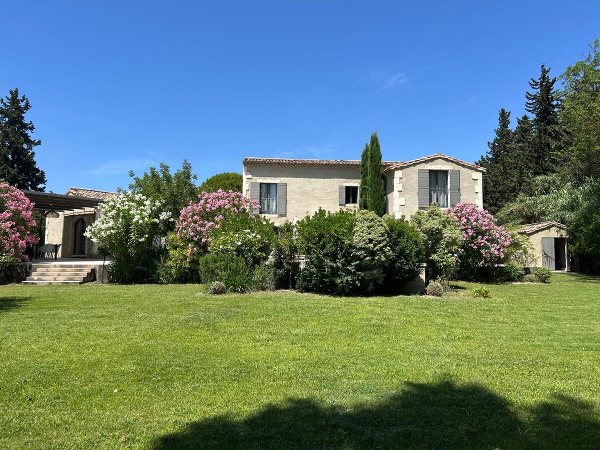 Maison contemporaine 222m² avec piscine à Maussane - Photo 25