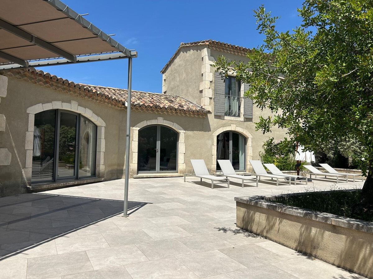 Maison contemporaine 222m² avec piscine à Maussane - Photo 28