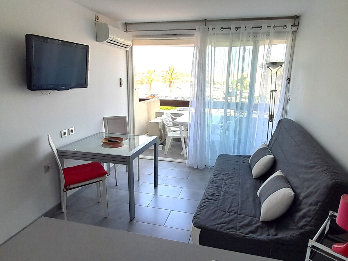 Studio climatisé 2 pers. avec balcon à Cap d'Agde - Photo 3