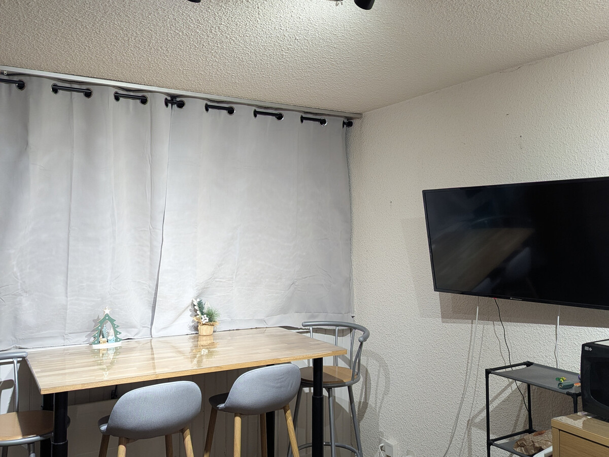 Studio 24m² Super Besse, balcon vue lac et Sancy - Photo 4