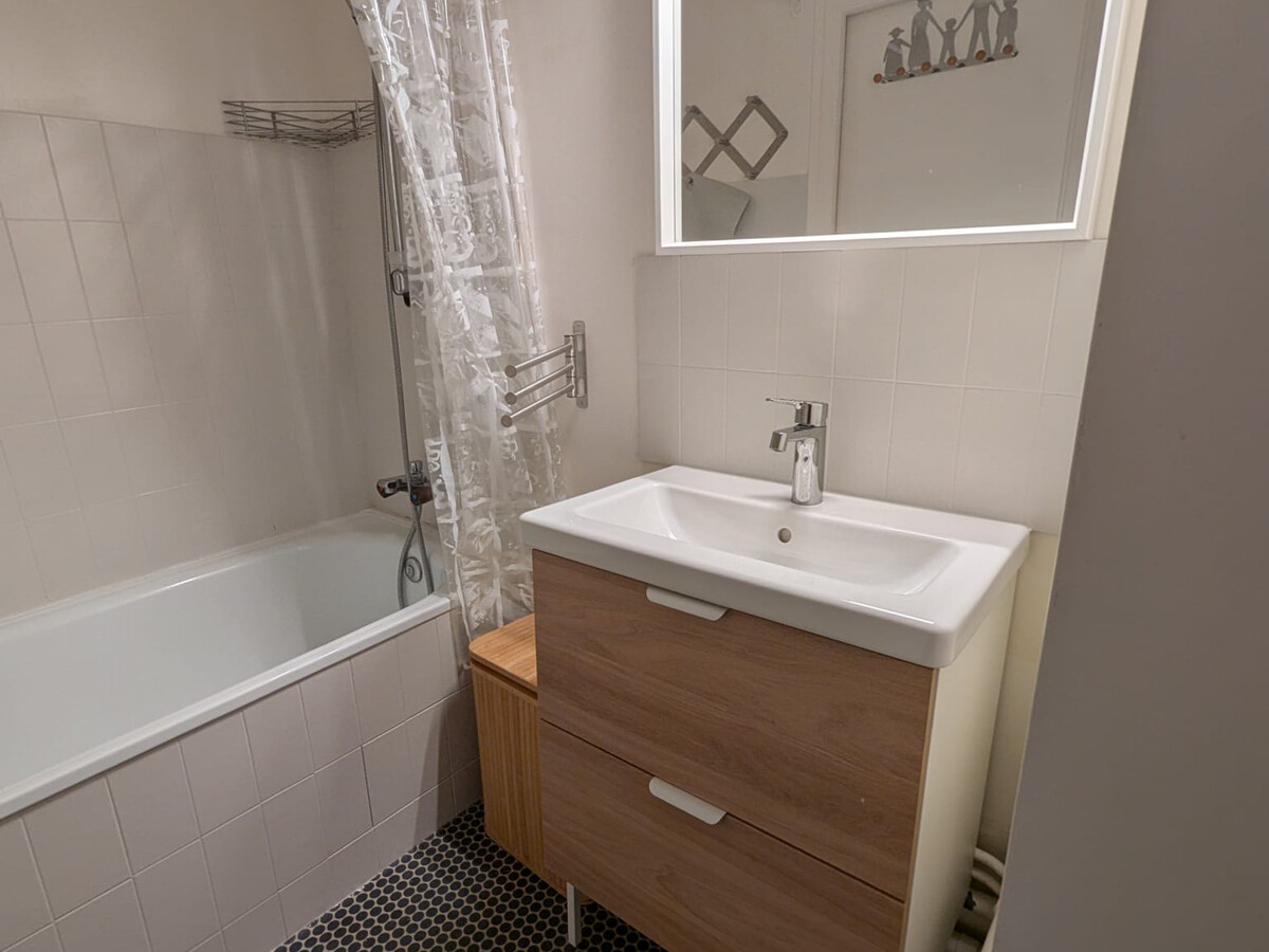 Studio 24m² Super Besse, balcon vue lac et Sancy - Photo 7