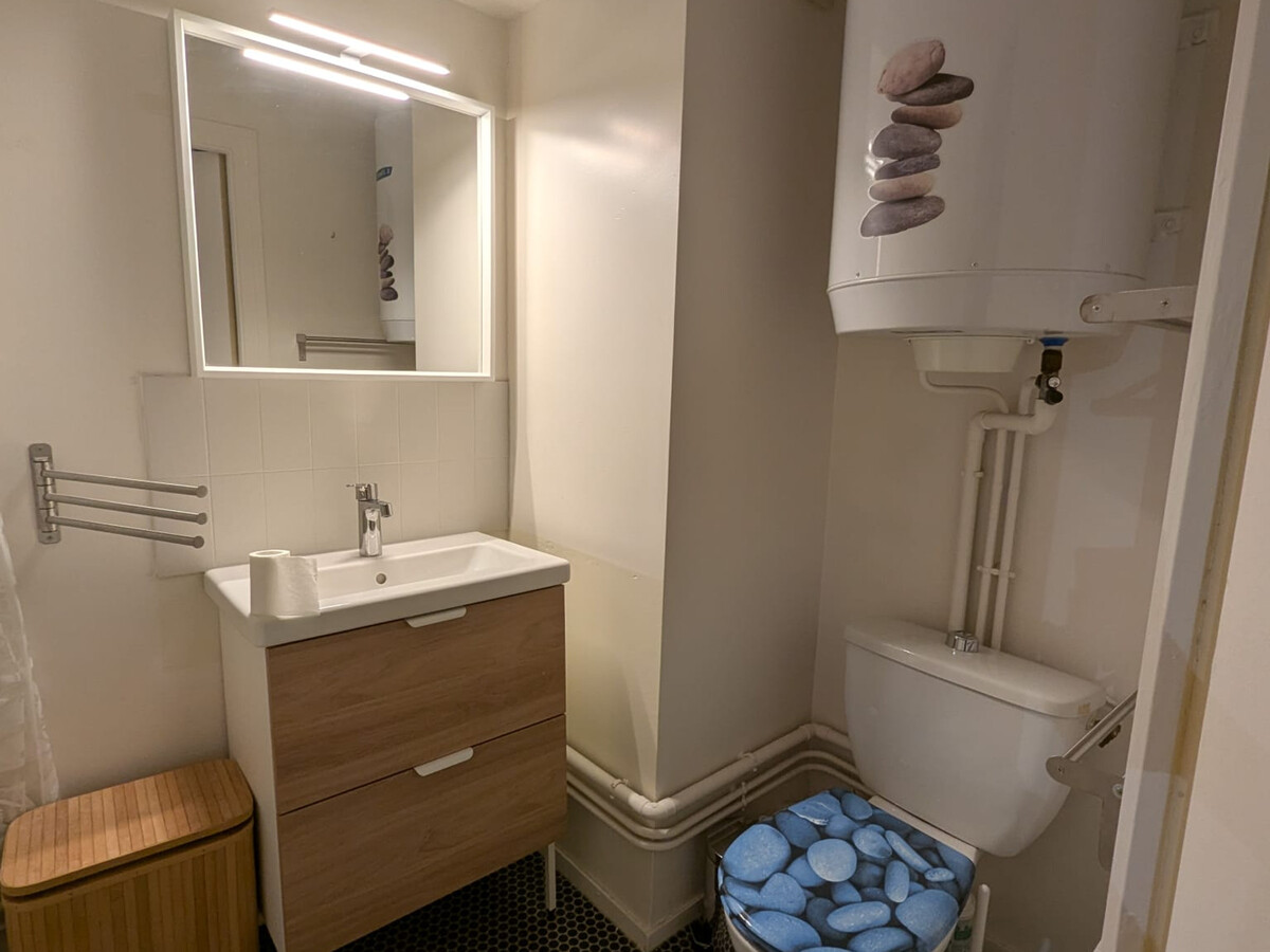 Studio 24m² Super Besse, balcon vue lac et Sancy - Photo 8