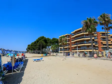 Appartement Mas d'en Gran, première ligne de mer à Cambrils : photo 4