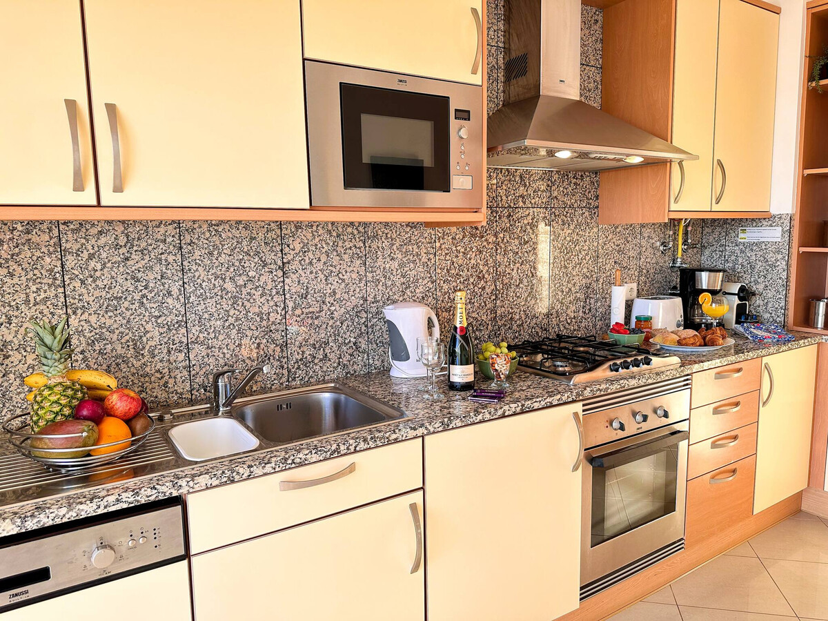 Condo luxe Albufeira, terrasse, 2 piscines et parking - Photo 29