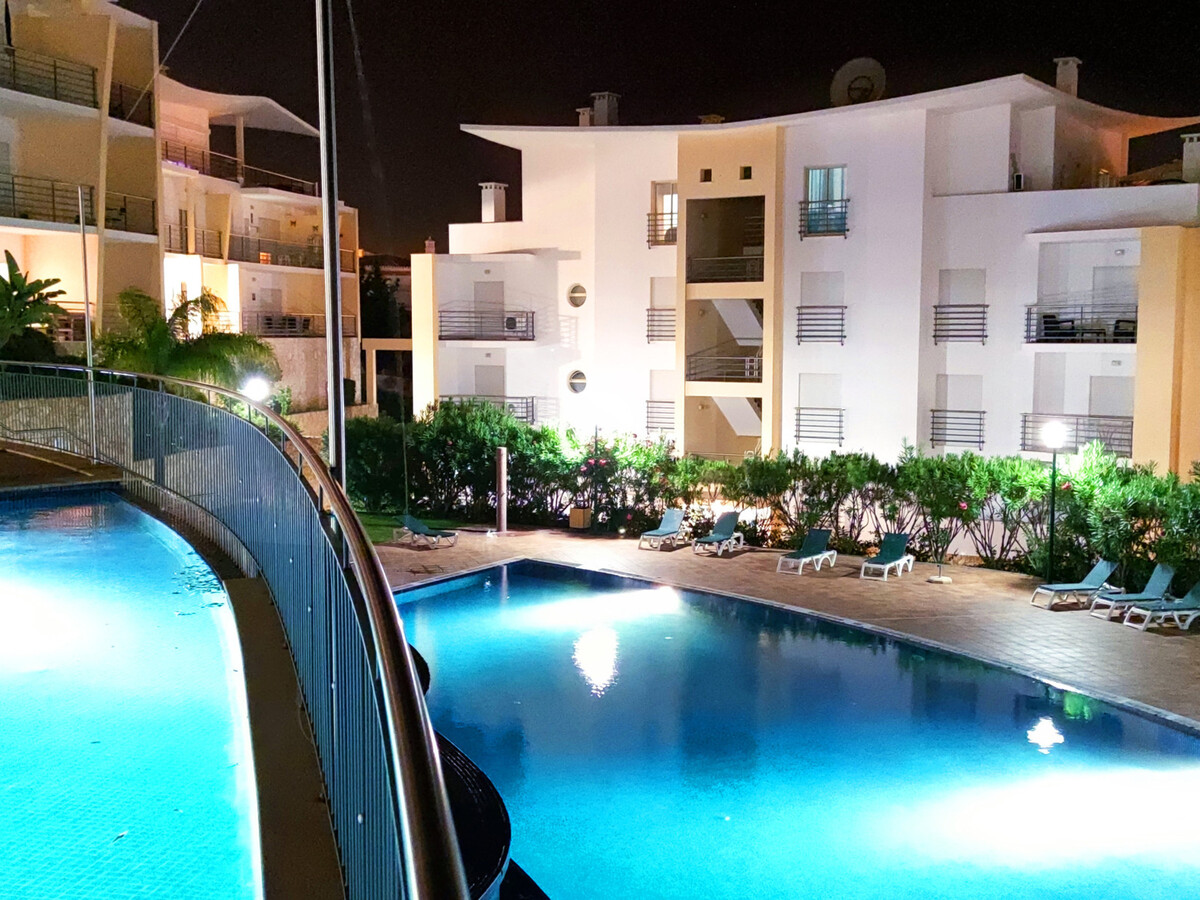 Condo luxe Albufeira, terrasse, 2 piscines et parking - Photo 34