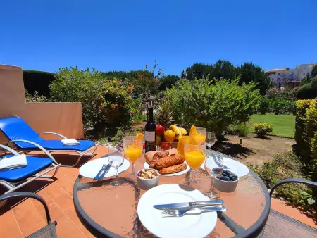 Appartement 2 chambres, piscine & 15 min plage à Albufeira : photo 3