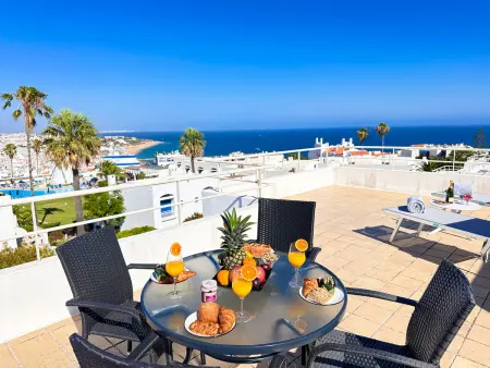 Location appartement à Albufeira, Appartement de Luxe à Albufeira avec Piscine et Terrasse