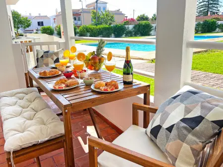Location appartement à Albufeira, Condo moderne à Albufeira avec piscine et parking