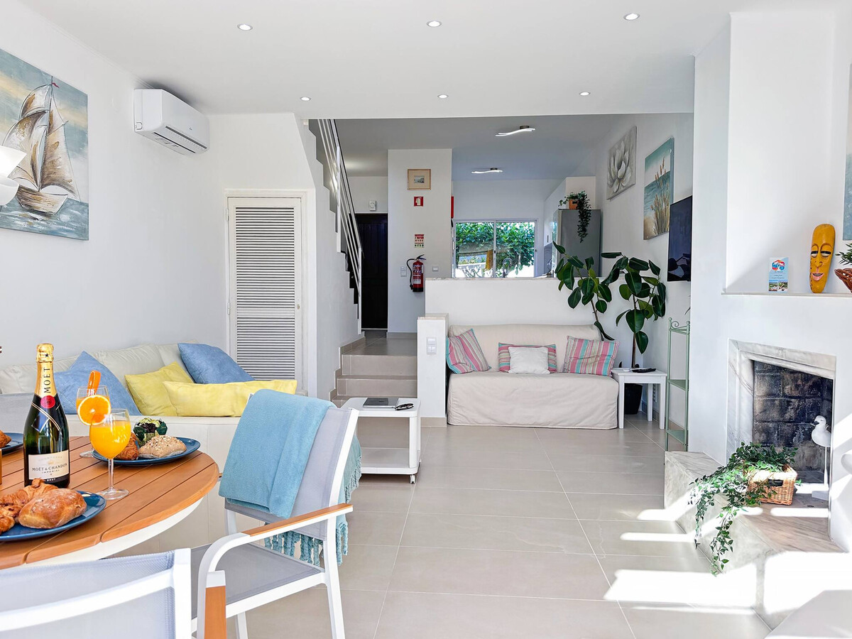 Maison de ville Alto do Moinho avec piscine et terrasse - Photo 3