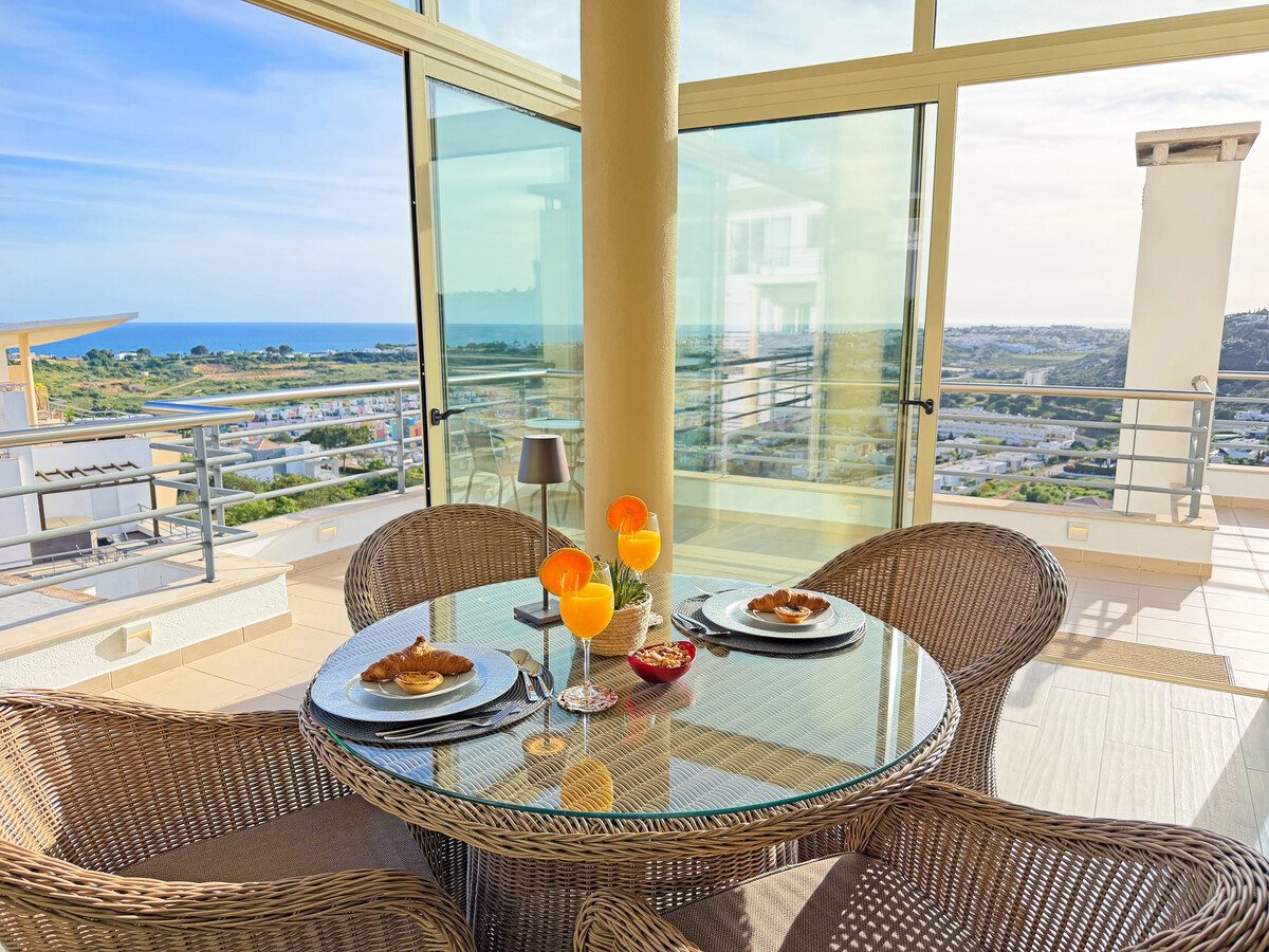 Penthouse 1 chambre vue mer, terrasse et piscine à Albufeira - Photo 2