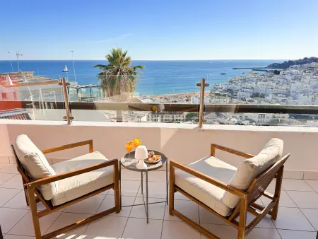 Location appartement à Albufeira, Appartement moderne avec vue sur locéan au centre dAlbufeira