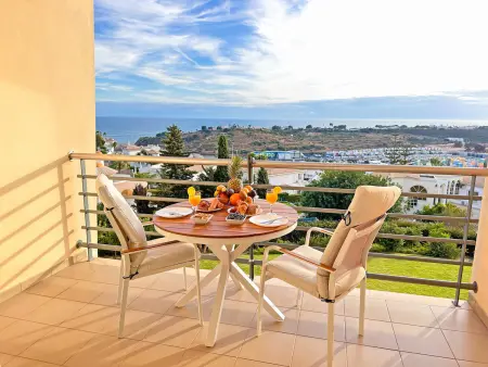 Location appartement à Albufeira, Charmant appartement à Albufeira avec balcon et piscine communautaire