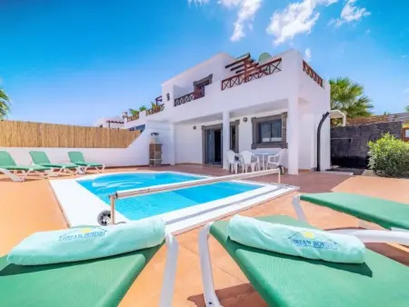 Location maison à Playa Blanca, CASA LAGO, private villa in Playa Blanca