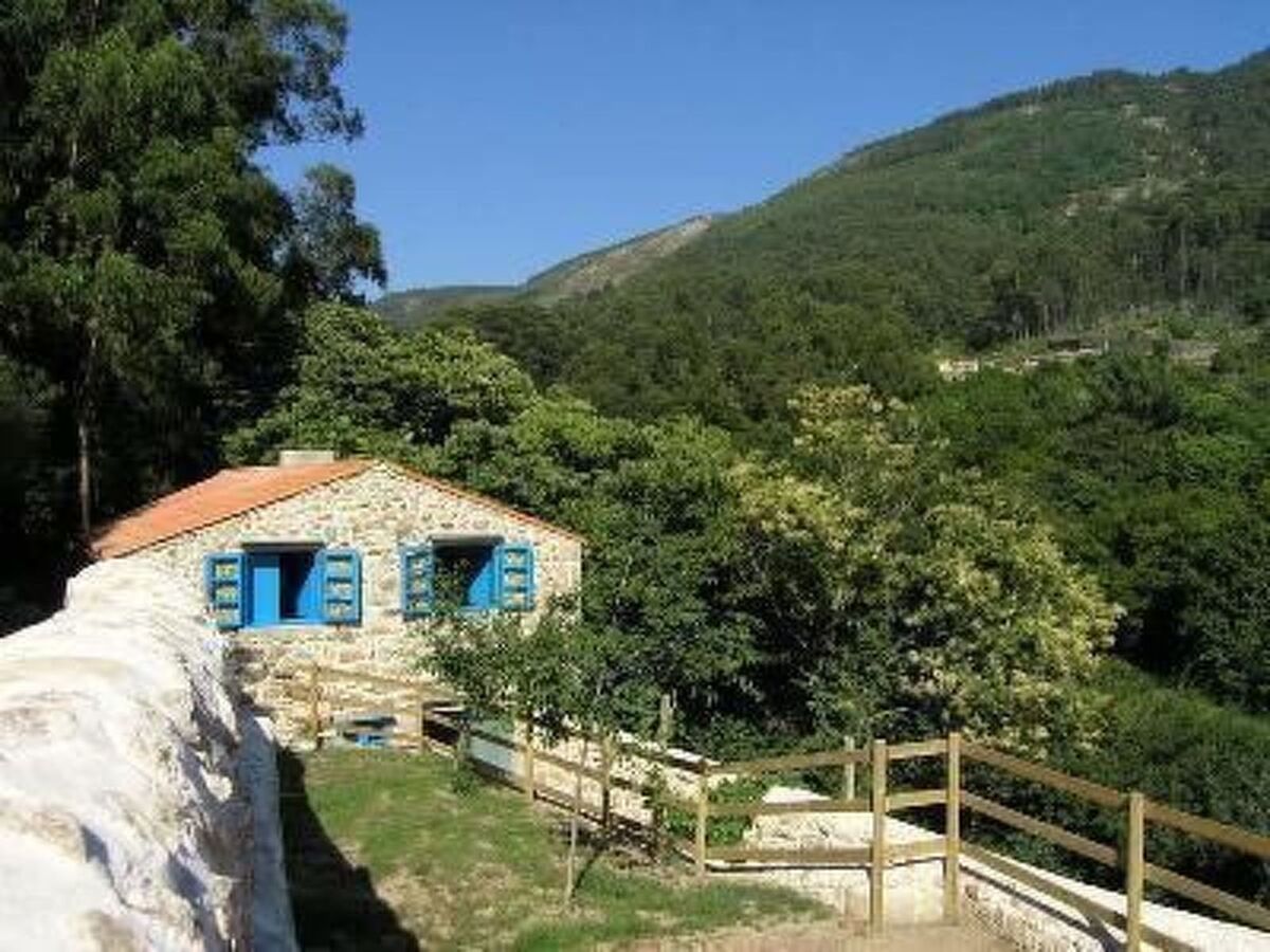 Maison rurale Oia, jardin 5000m² et rivière - Photo 1