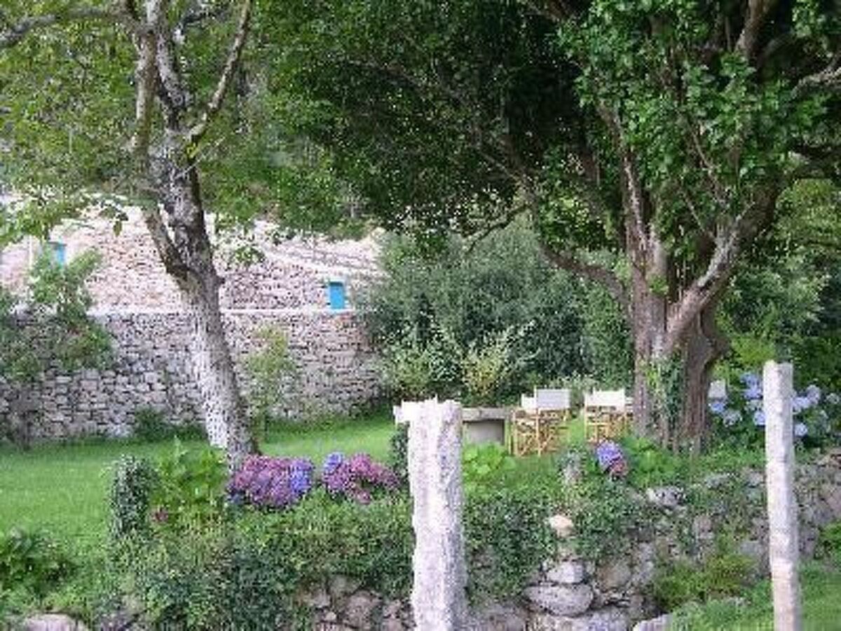Maison rurale Oia, jardin 5000m² et rivière - Photo 16