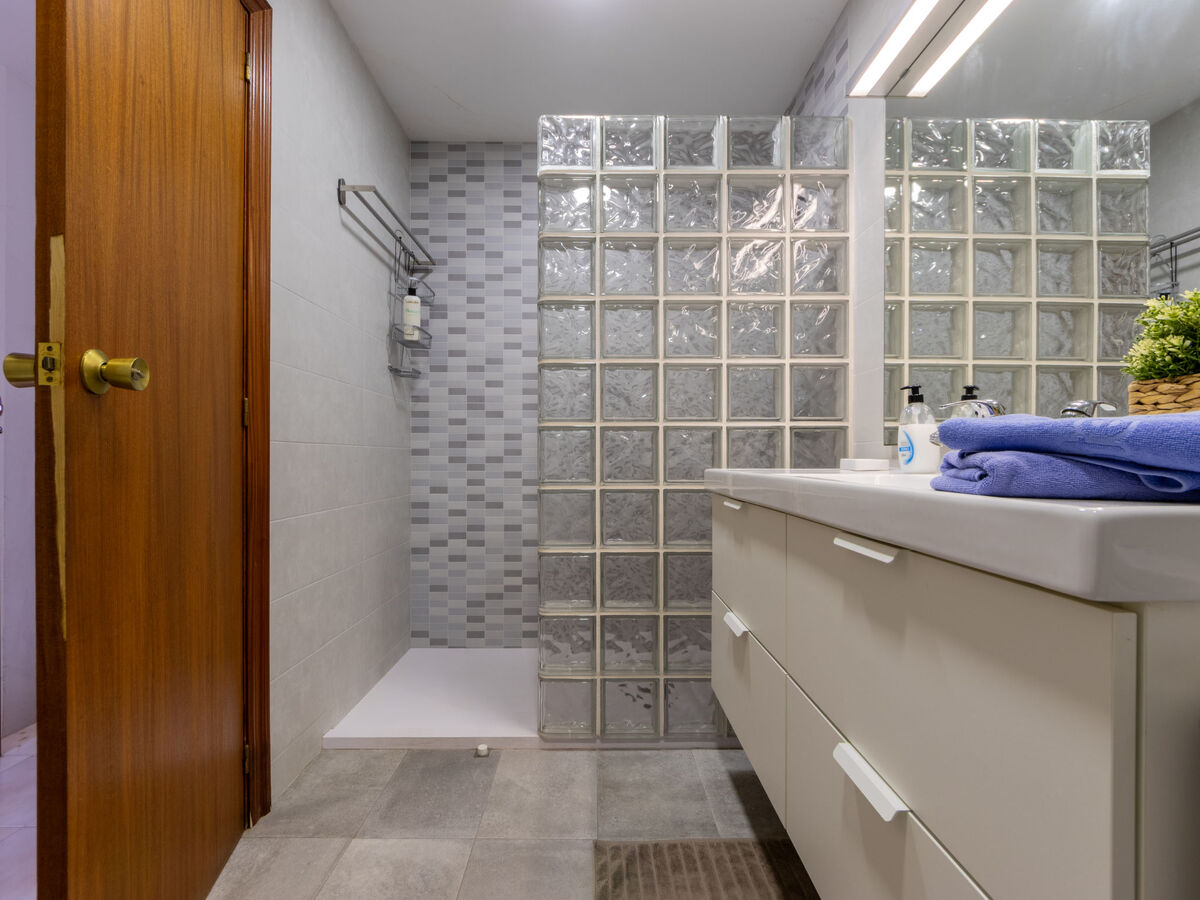 Maison Teules à Cambrils, 2 chambres, accès piscine - Photo 18