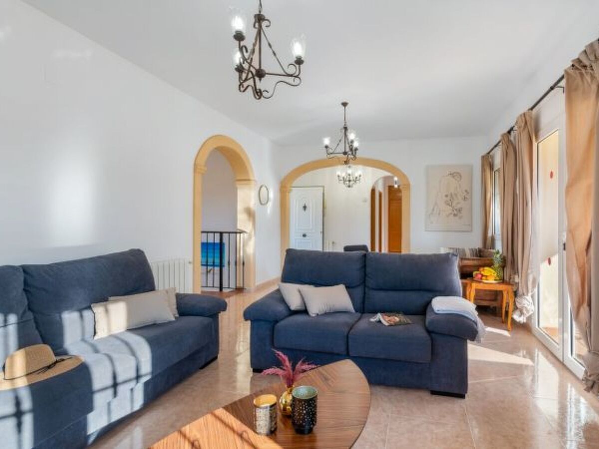 Villa Comodo : 6 chambres, piscine 8x4 à Calpe - Photo 13