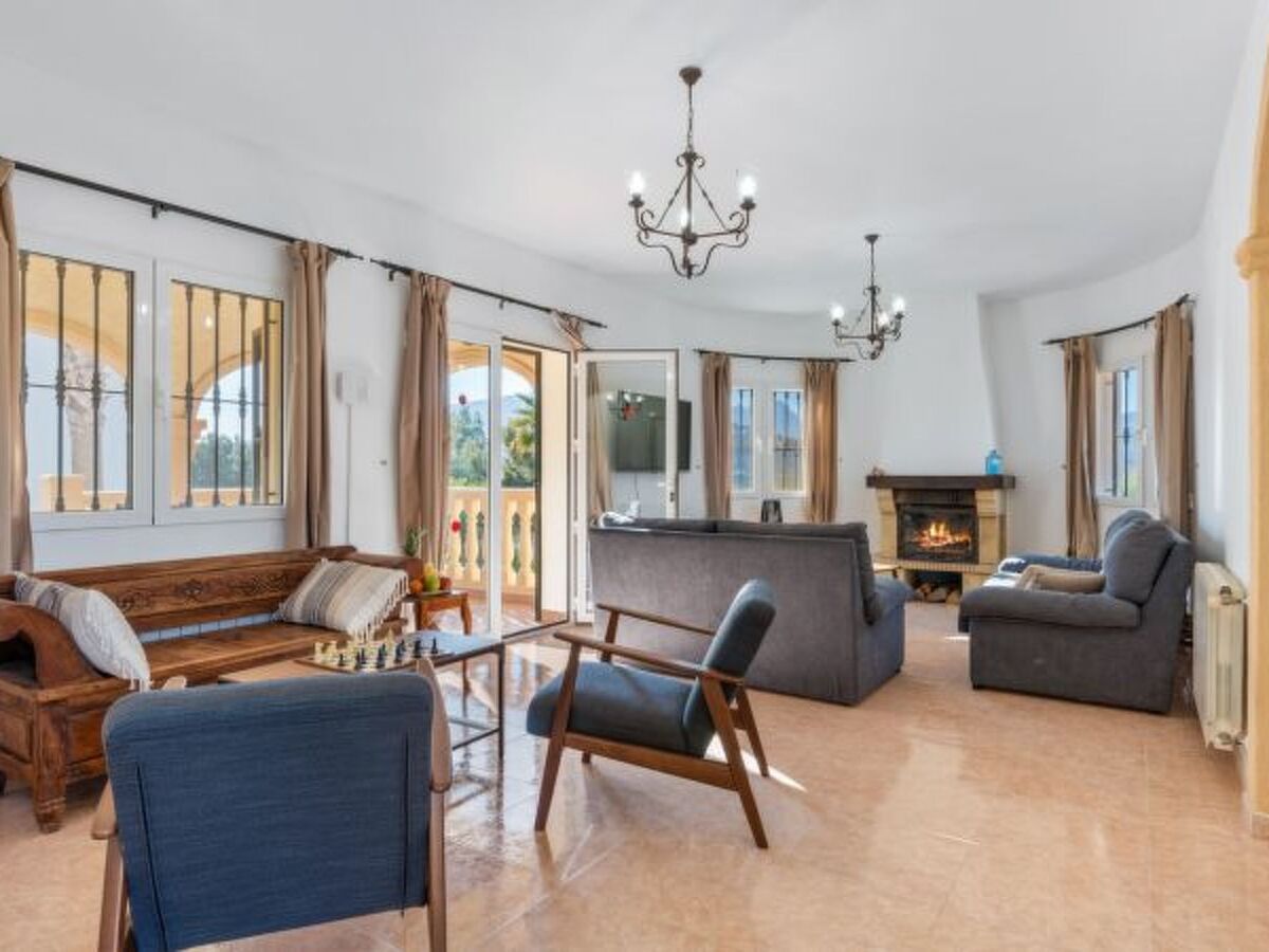 Villa Comodo : 6 chambres, piscine 8x4 à Calpe - Photo 14