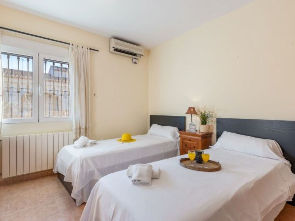 Villa Comodo : 6 chambres, piscine 8x4 à Calpe - Photo 27