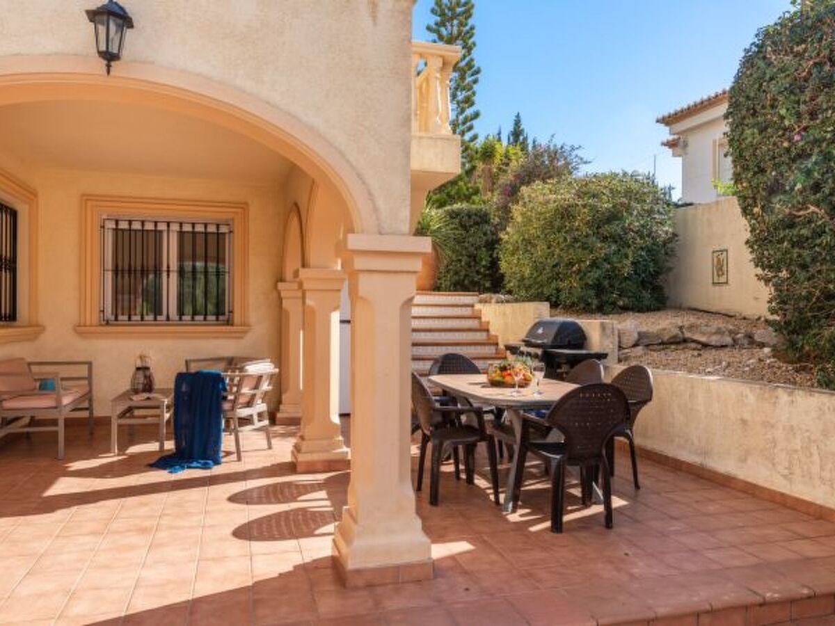 Villa Comodo : 6 chambres, piscine 8x4 à Calpe - Photo 37