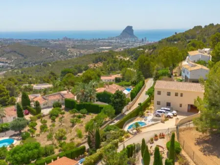 Villa Lia à Calpe : 4 chambres, terrain 800 m² : photo 10