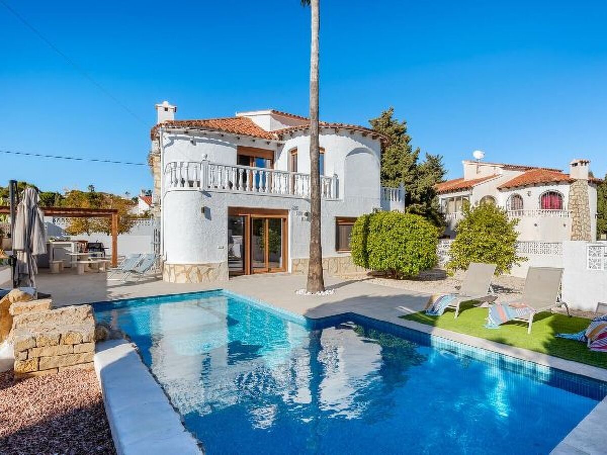 Villa K9 Ortenbach à Calpe - 5 chambres, terrain 650 m² - Photo 2