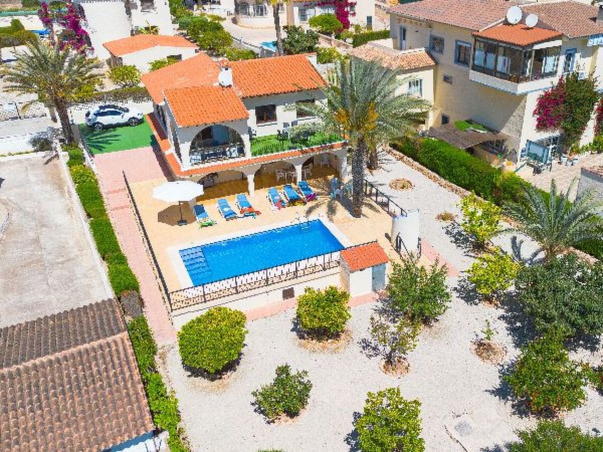 Villa Cohete à Calpe : 3 chambres, terrain 960 m² - Photo 4