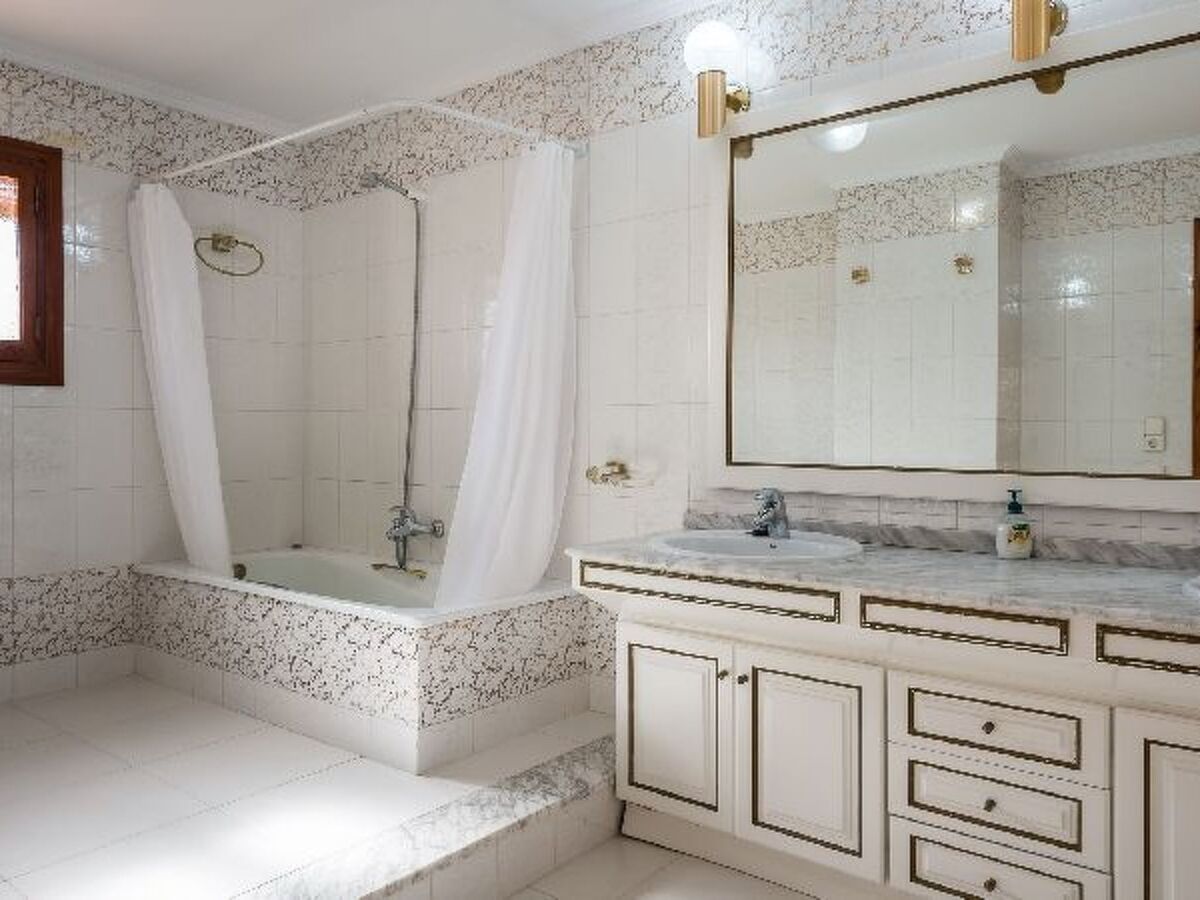 Villa Llobell - Maison 4 ch, piscine privée à Moraira - Photo 24