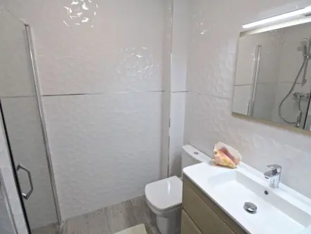 Studio vue plage à El Campello avec piscine et terrasse : photo 12