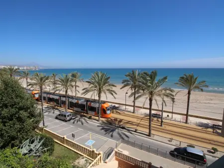 Studio vue plage à El Campello avec piscine et terrasse : photo 23